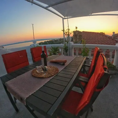 Seaview Dream *